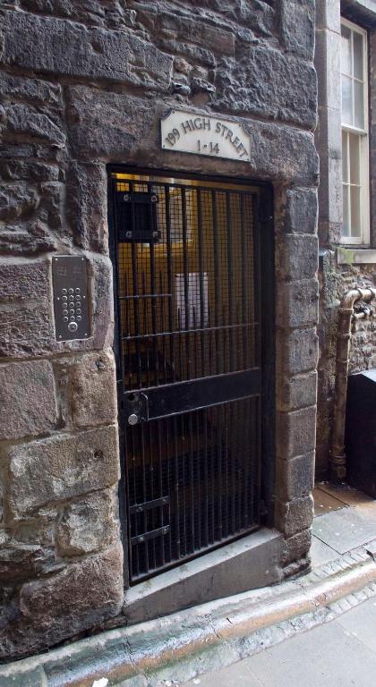 Innercitylets - Royal Mile Appartement *